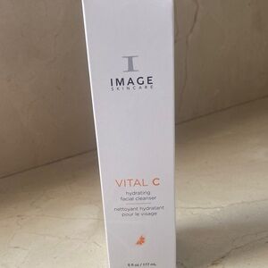 Image Skincare Vital C Hydrating Facial Cleanser - White and Orange